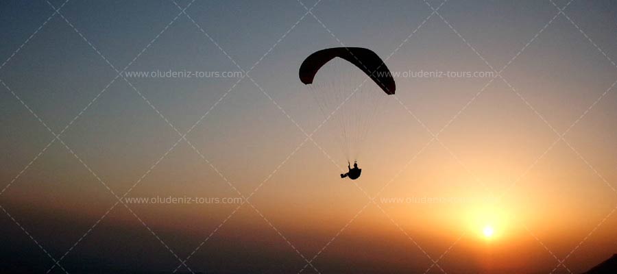 Paragliding