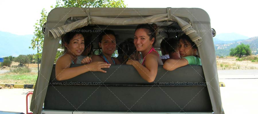 Jeep Safari